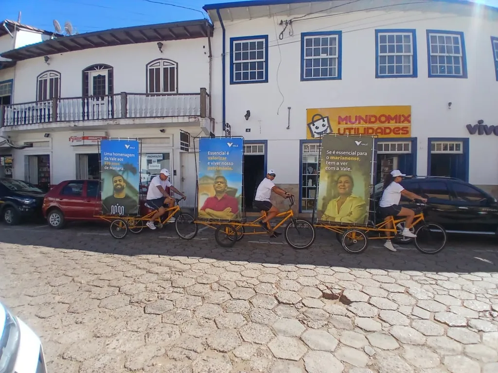 Bikedoor da Vale em frente a ponto urbano de Mariana MG